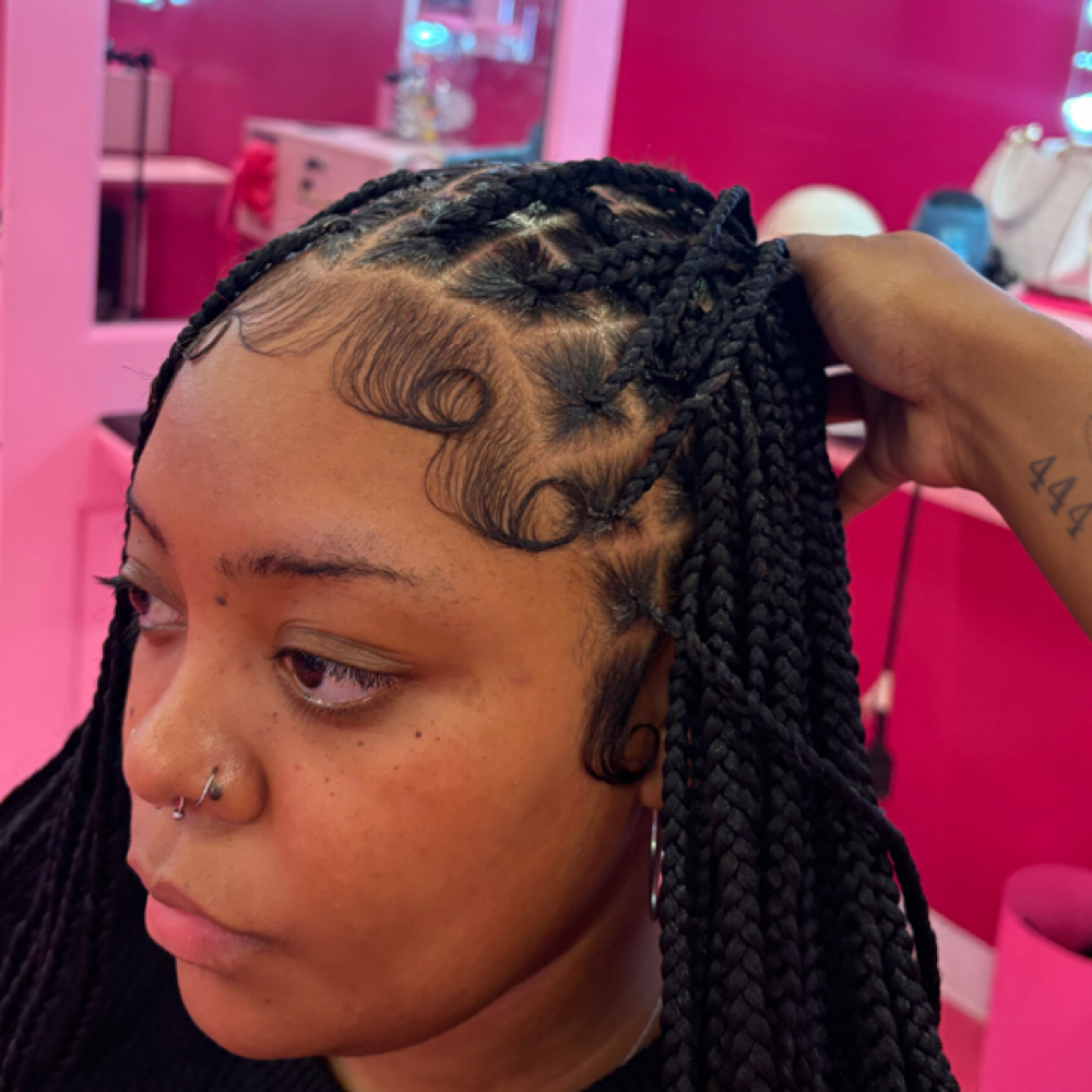 Smedium Knotless at Theestylestt in Sacramento, CA