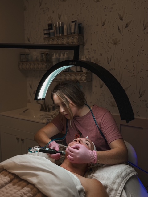 Hydrafacial