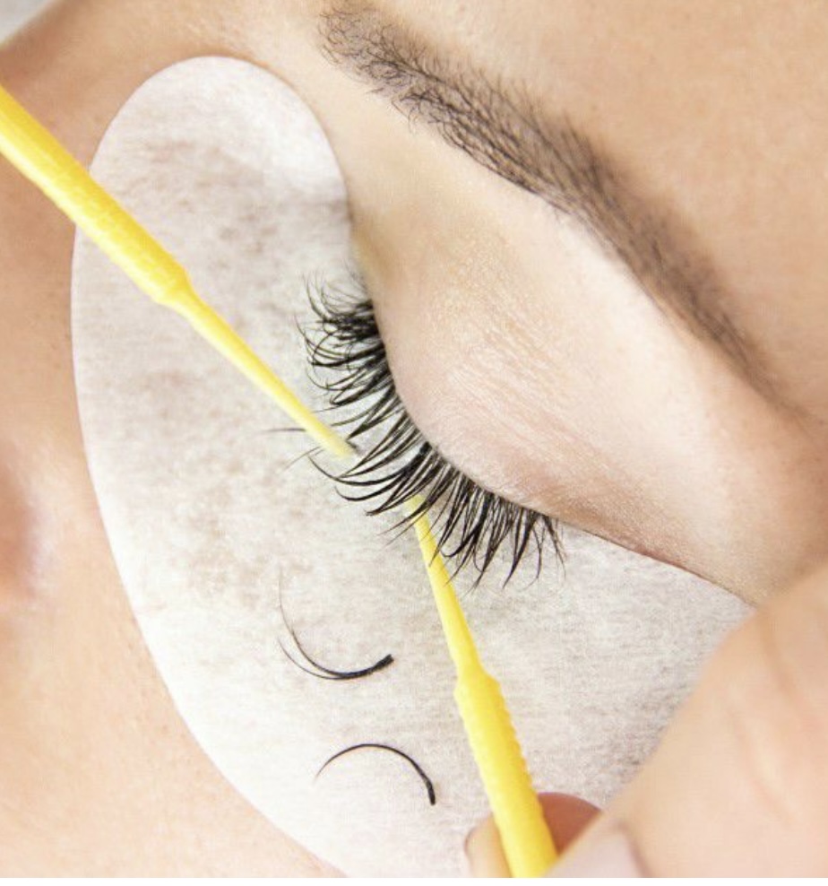 Lash Removal