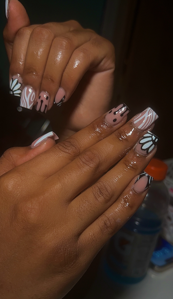 Short Acrylic Nails