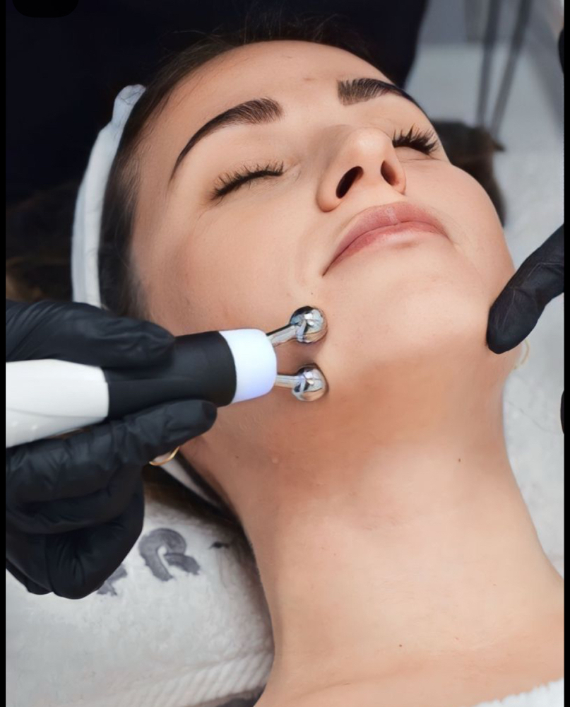 MicroCurrent Facial