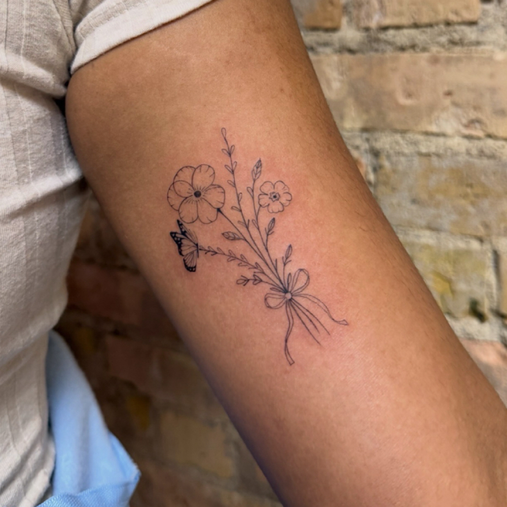Minimalist Tattoo Up To 4 Inches at Por Vida in St. Louis Park, MN