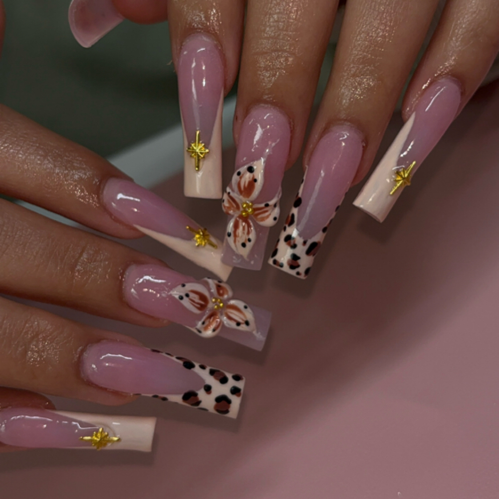 XL Acrylic Full Set at Tatiana Lopez in Muscatine, IA
