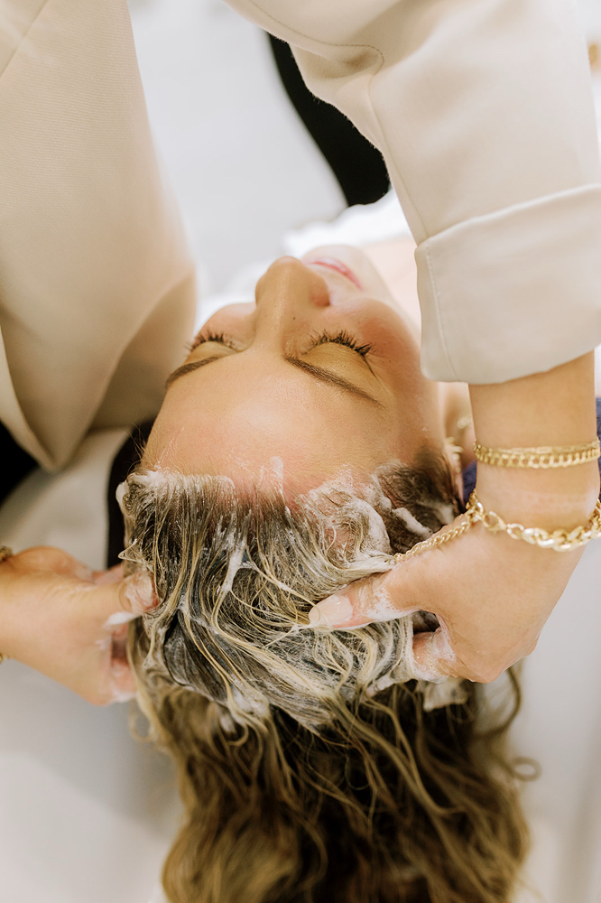 Shampoo & Scalp Massage No Blowdry at Melissa Gordon Hair in Tempe, AZ