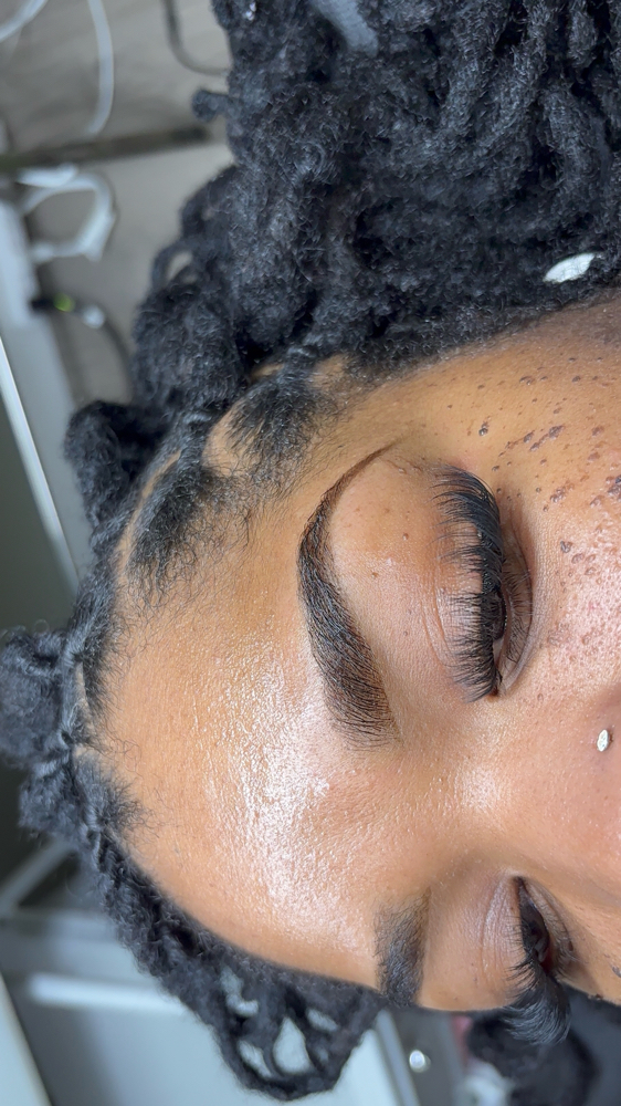 Cluster Lashes
