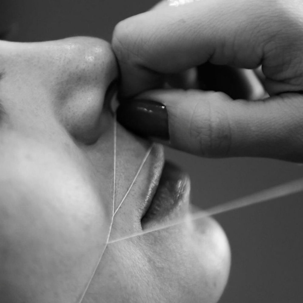 Uppelip Thread / Wax at vallusa skincare & brows in miami, FL