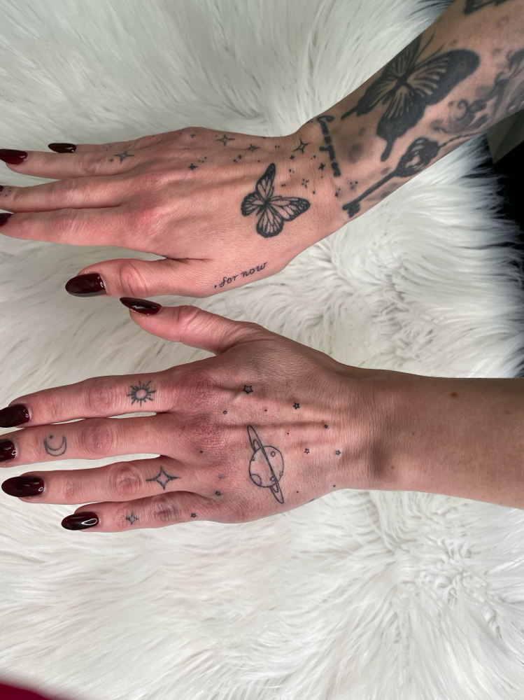 TINY TATTOO TAPOUT SESSION