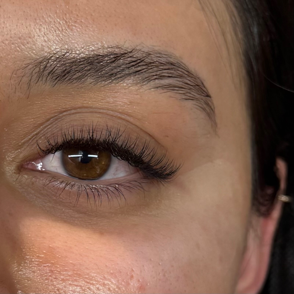 Classic lash extensions