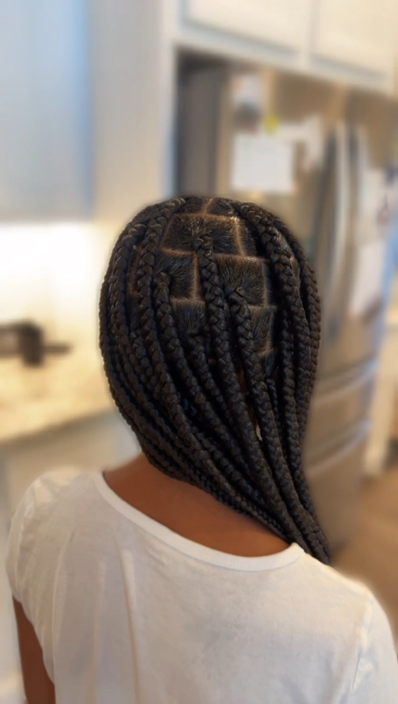 Large Knotless Braids