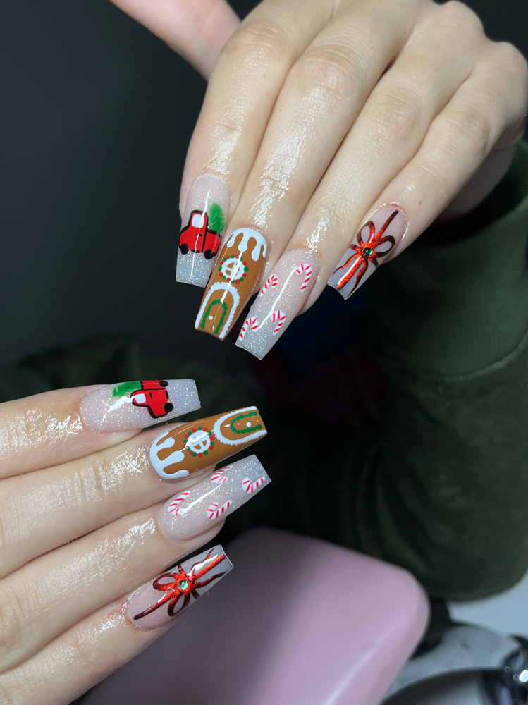 Handrawn Nail Art