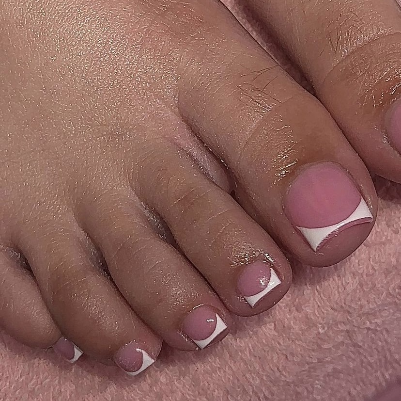 FILL IN FOR TOES at THE NAILARY in CHEEKTOWAGA, NY