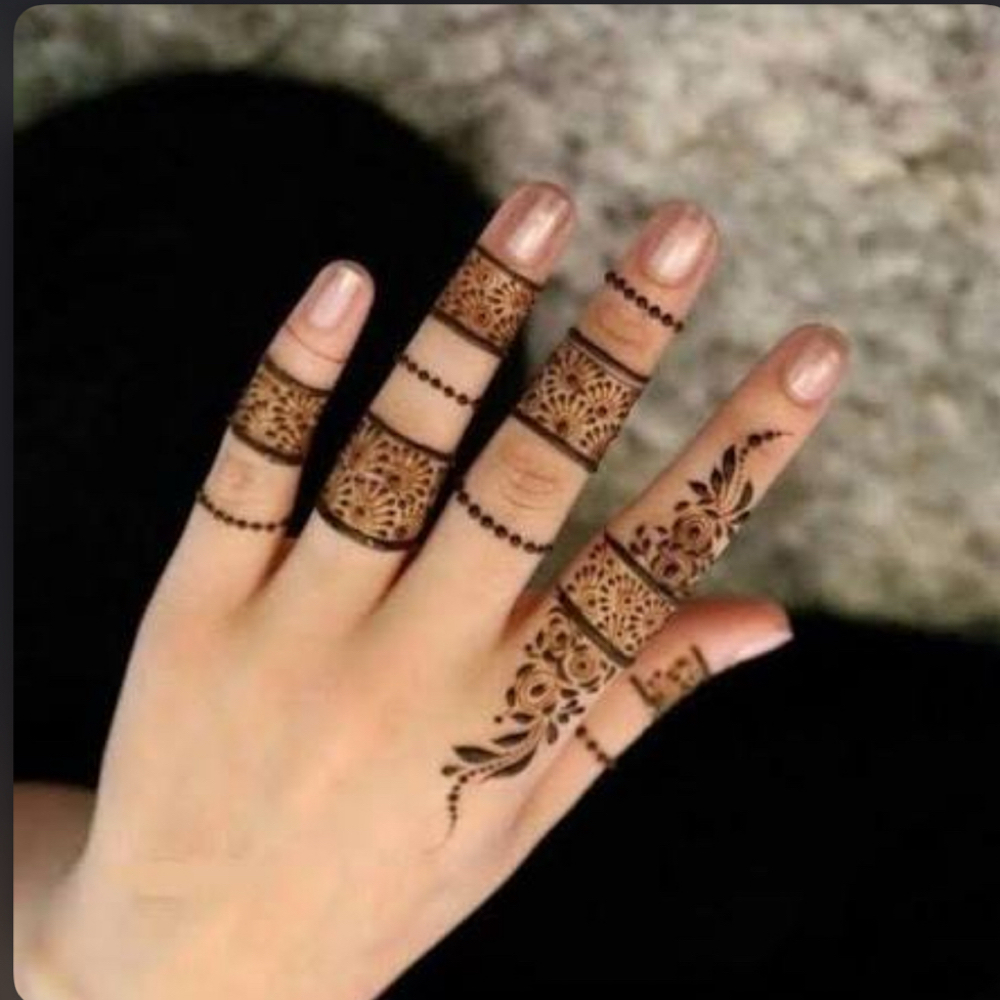 Kids Fingers at Medusa Beauty Collective in Amarillo, TX