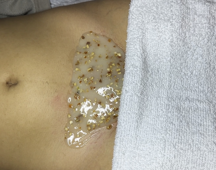 Pretty Kitty Wax W/ Jelly Mask