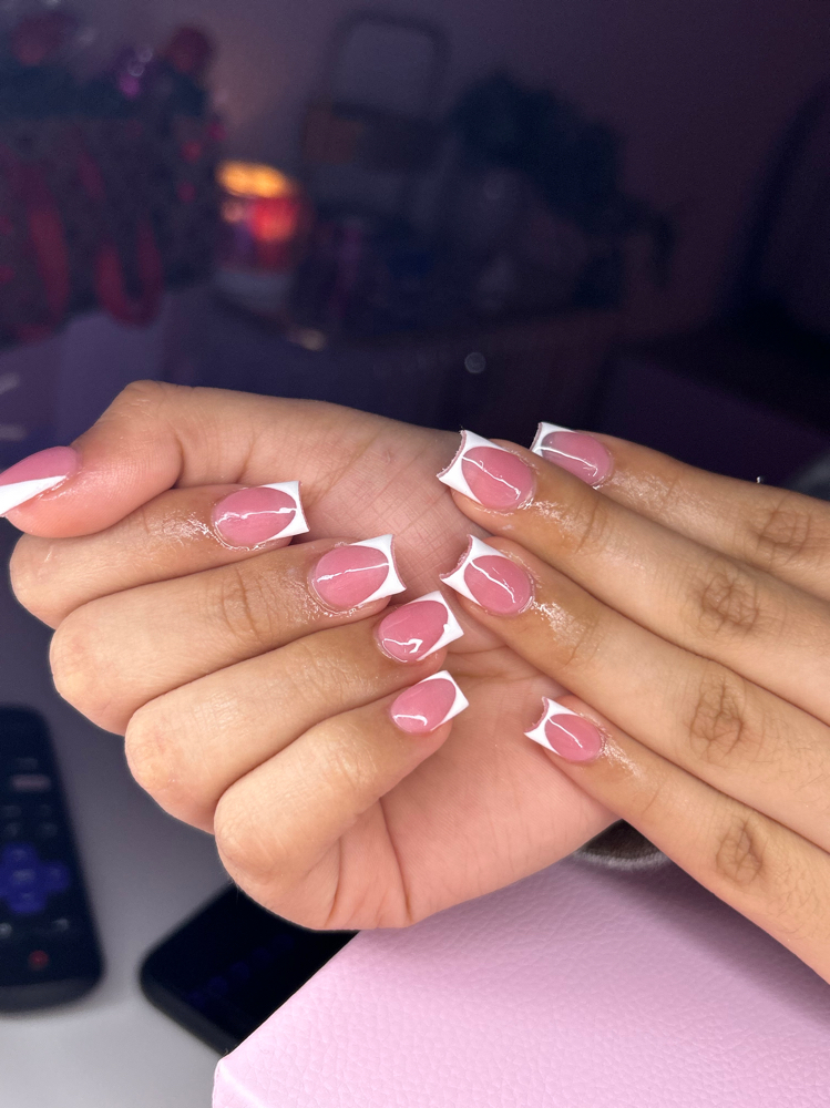 acrylic short nails