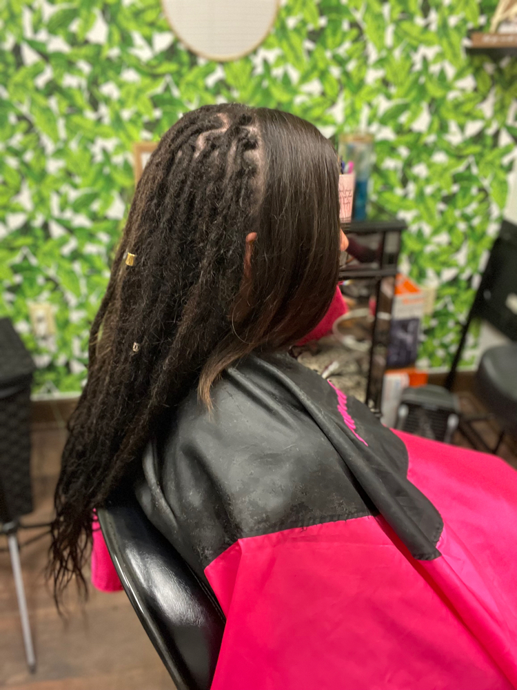 Traditional Loc Extensions at Ari Slaughter in Jenks, OK