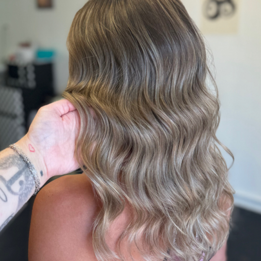 dry long cut at Hardin’s Hardcore Beauty in decatur, TX