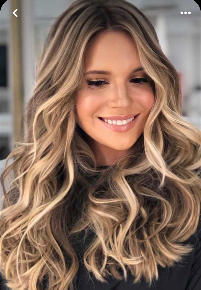 Highlights And Color at Michelle @ Bombshell Beauty Salon in Corpus Christi, TX