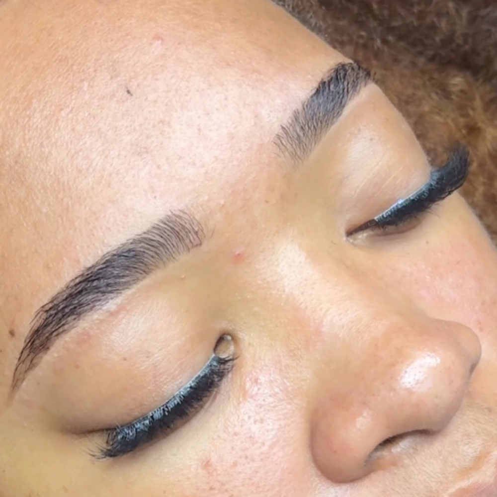 Hybrid Brows at Flawlessly Faced in Round Rock, TX