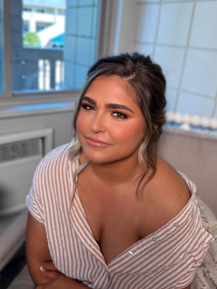 In-Studio Glam at Sula Haus in Grand Haven, MI