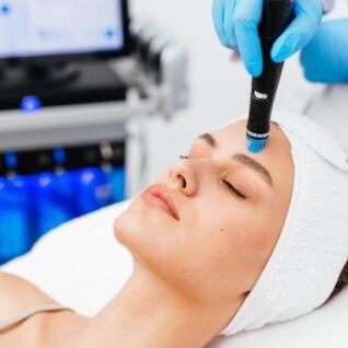 Platinum Hydrafacial at SoLuna Aesthetics in Scottsdale, AZ