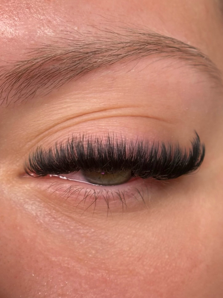 Volume Lash Extensions