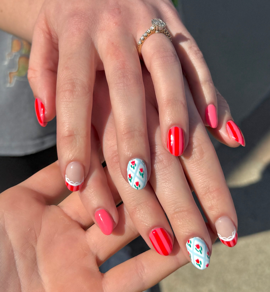 builder gel overlay / mani