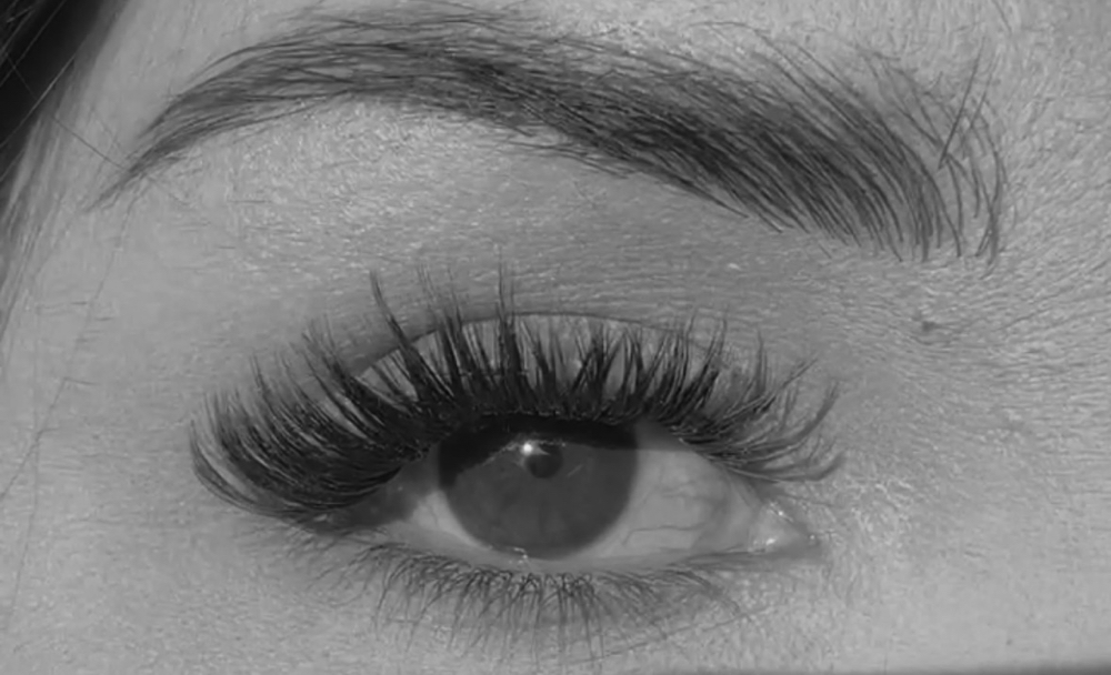 CLUSTER LASHES
