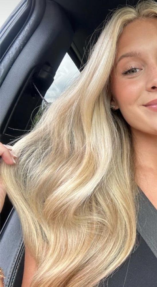 Blonding Service & Cut