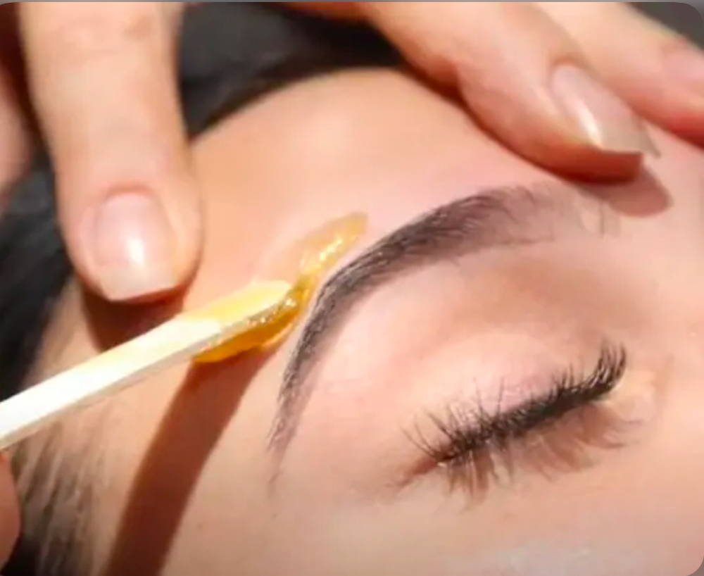 Brow Clean-up