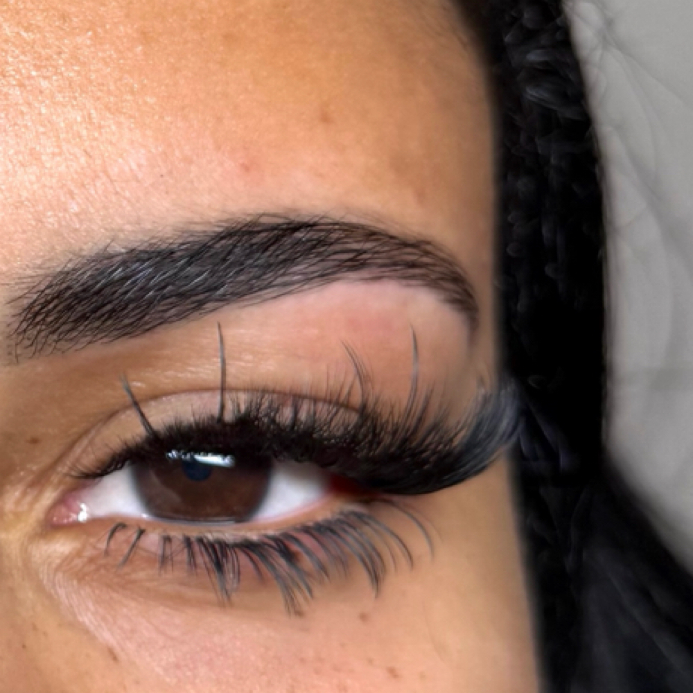 Bottom Lash Extensions