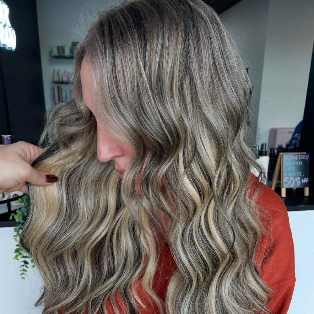 Tape-In Extension Move Up at Manes By J in Lincoln, AR