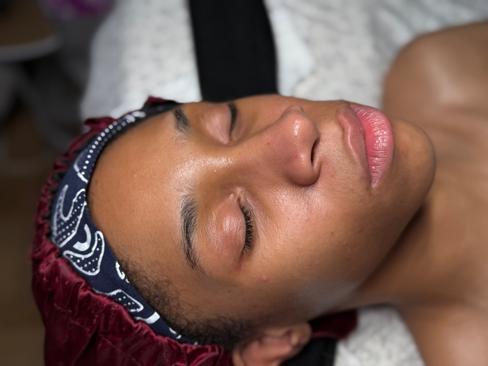 The Signature Glow Facial