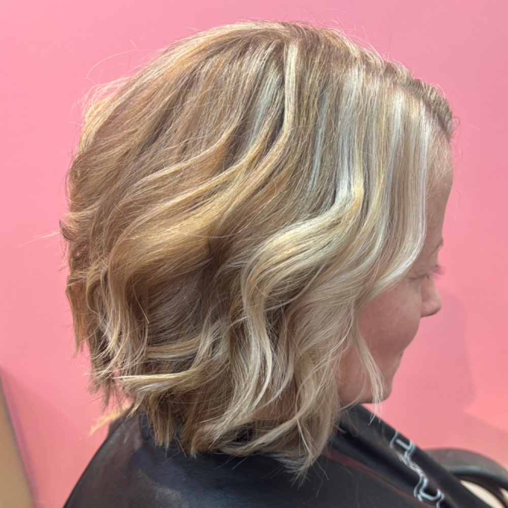 Beach Wave Curls at Hair with Saddie in Ohio, OH