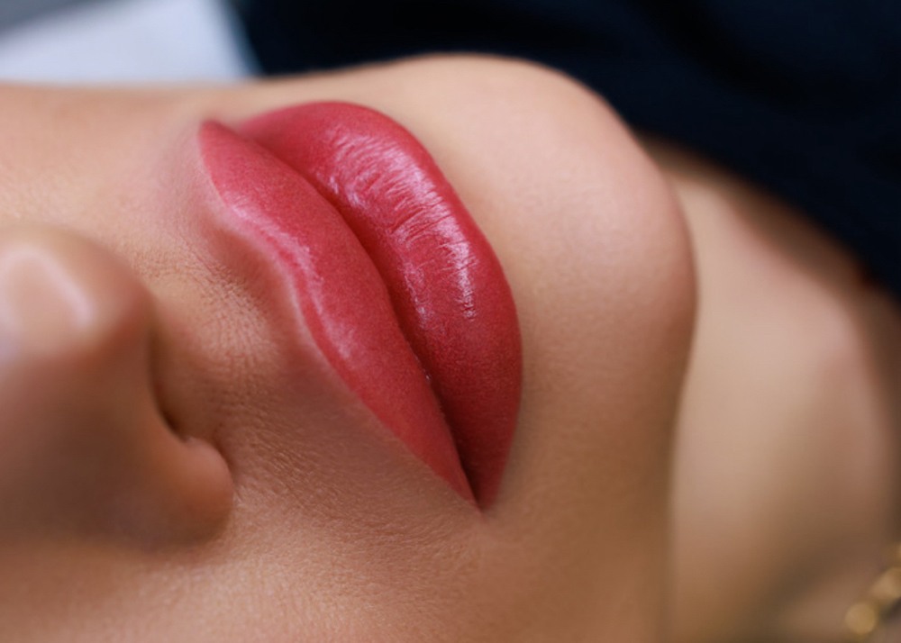 PMU — Lip blush