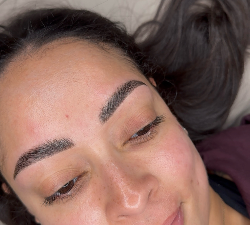 Luxe Beauté Brows