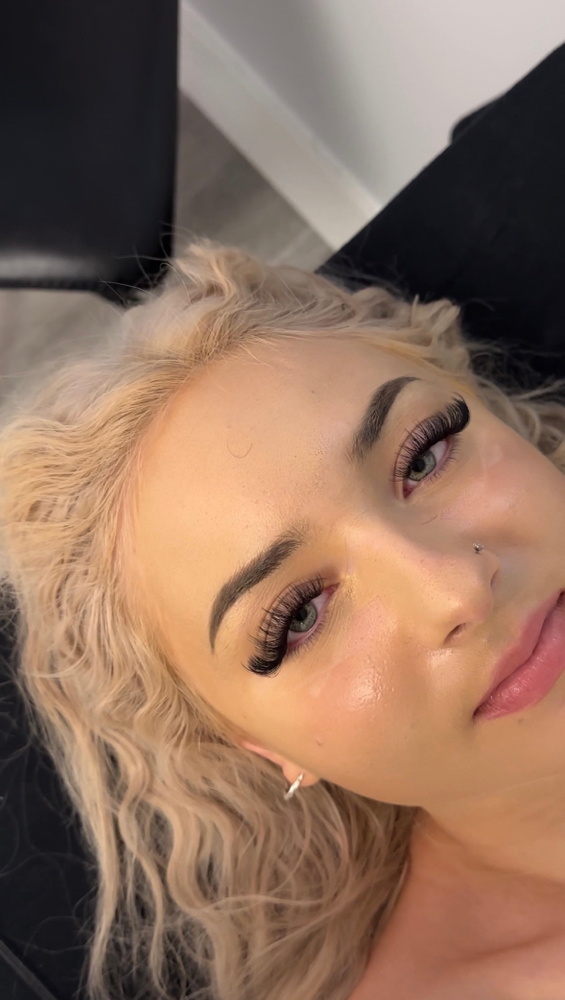 Wispy Hybrid Full Set