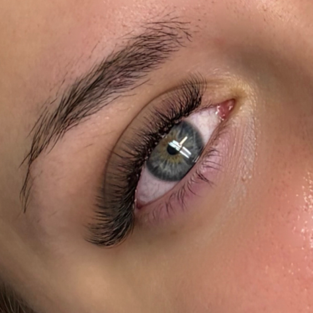 UV LED Hybrid Lash Full Set at Golden Esthetics in Camden, SC