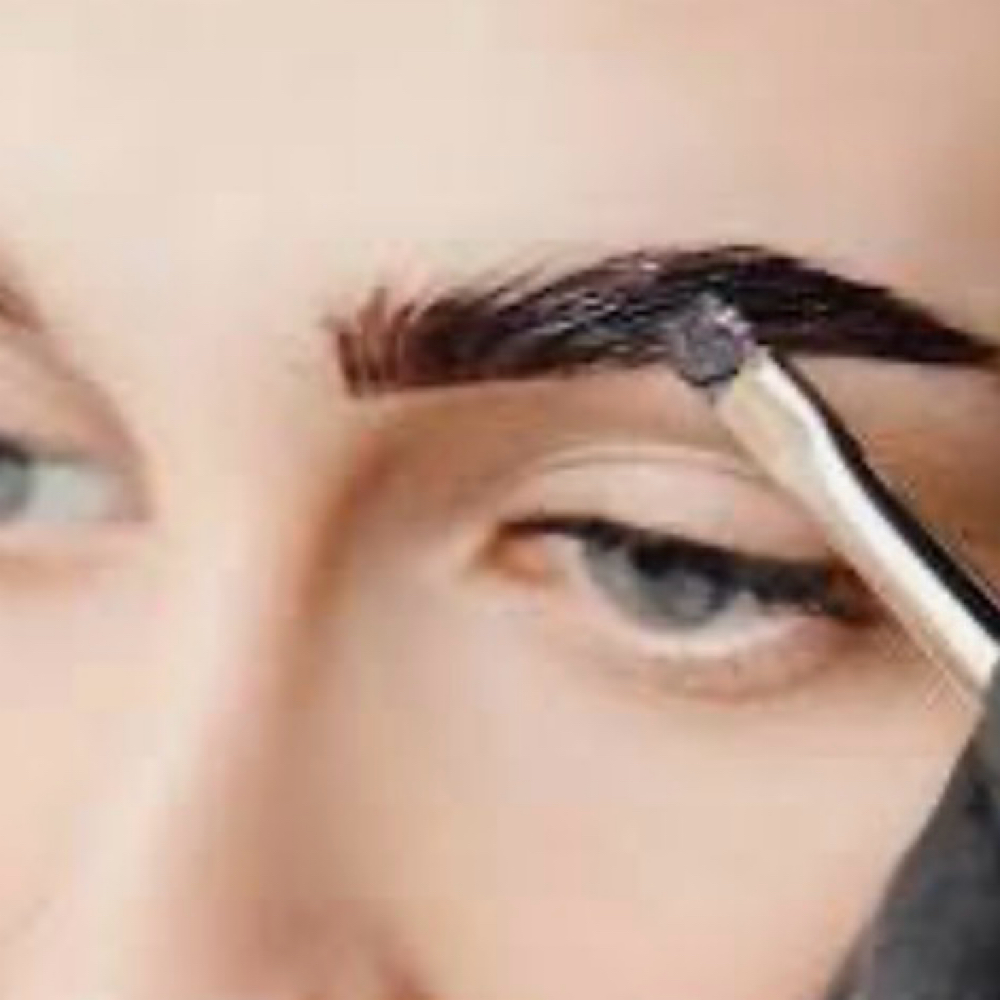 Eyebrow Tint at Vanity by Amy in Yorktown, VA