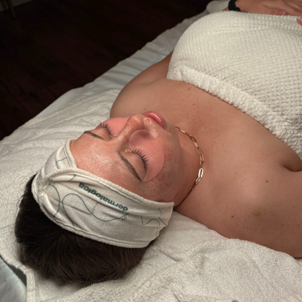 The Event-Ready Glow Experience at PR Beauty Bar in Conway, AR