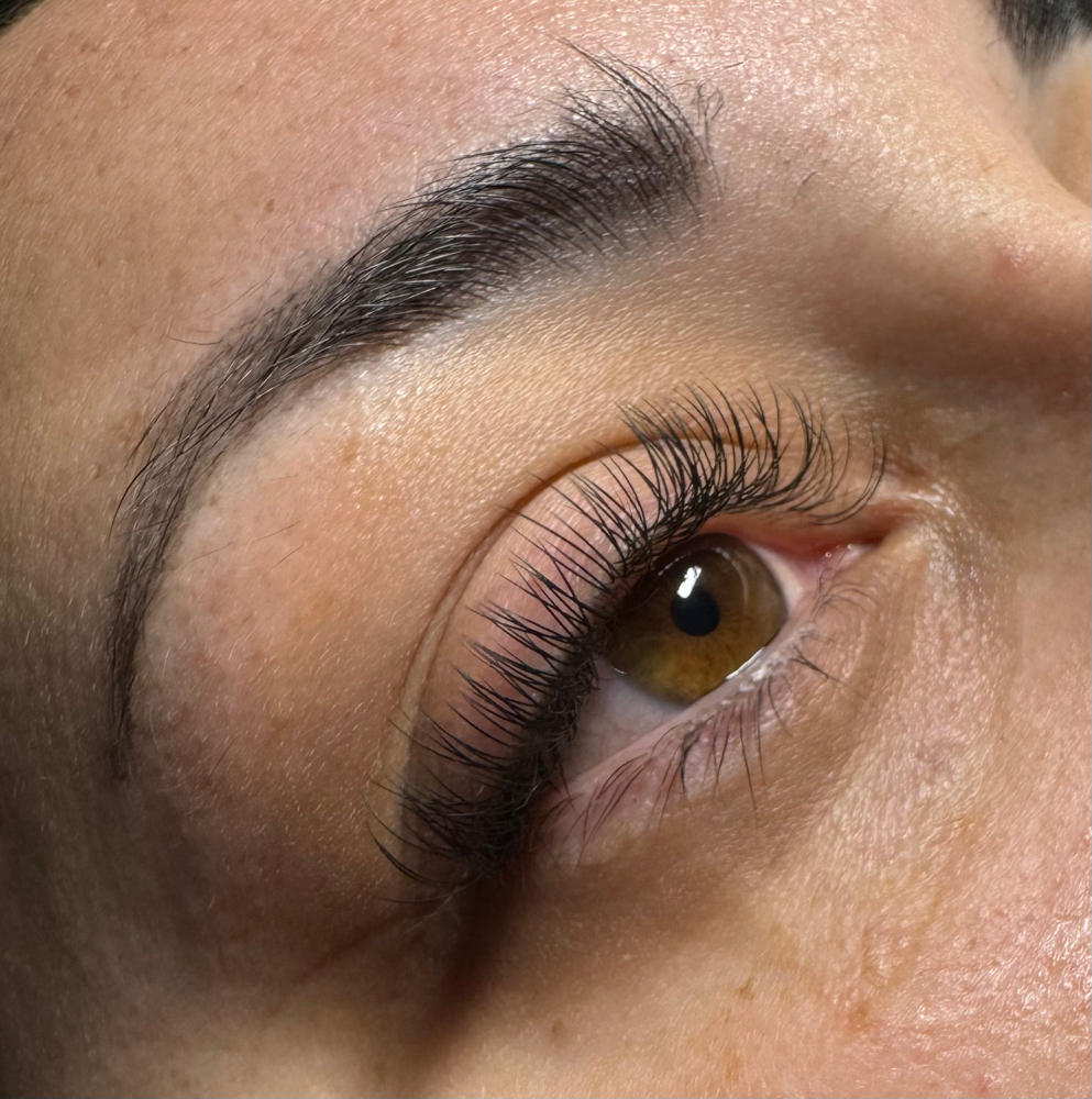 Classic Lash Extensions Full Set