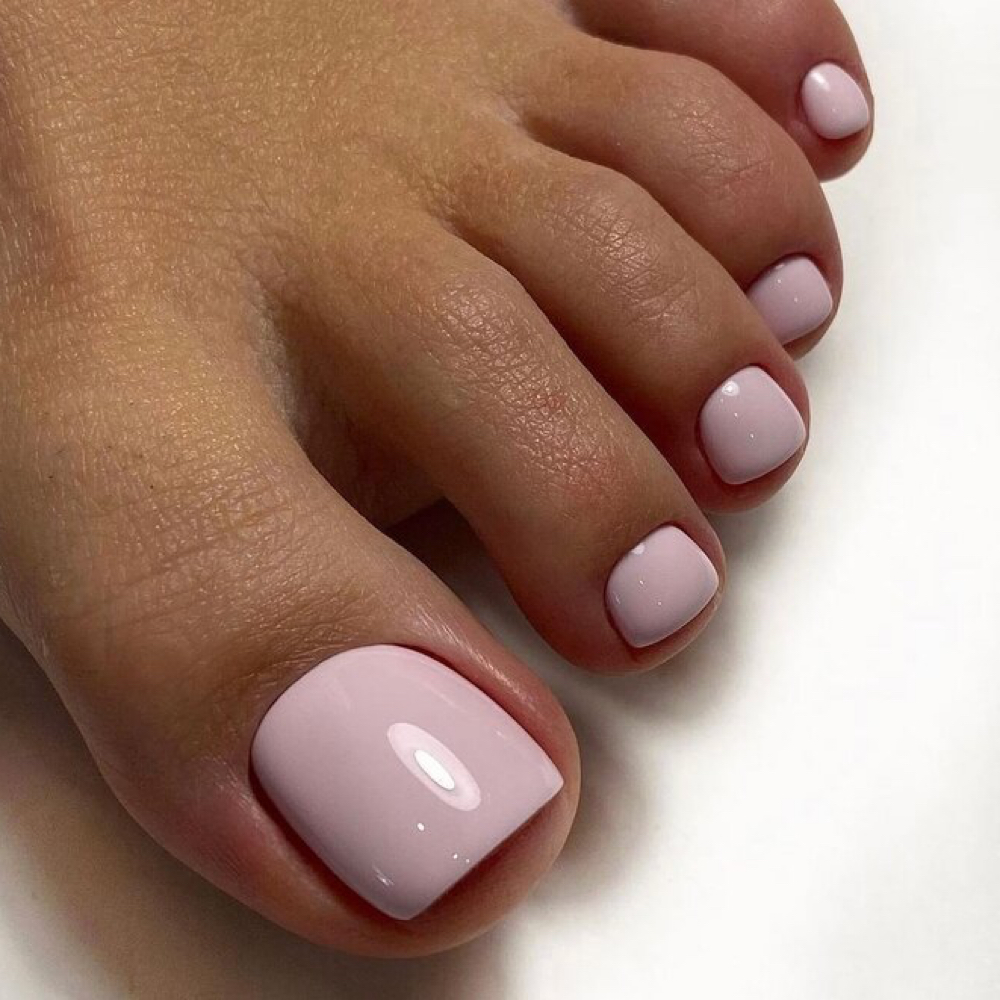 Smart NoChip Pedicure at Gloss’em Nails Studio in Naperville, IL