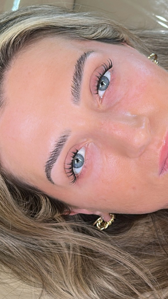 Party Lashes (Bold + Wispy style)