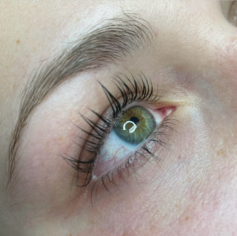 Lash Lift and Tint