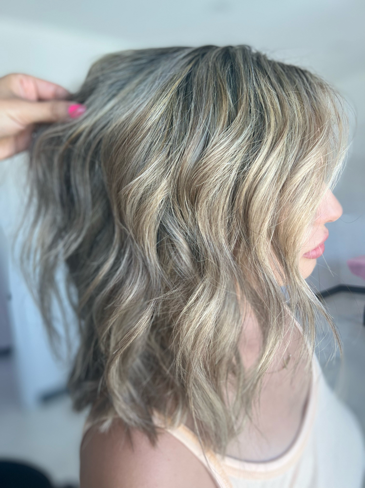 Womens Haircut and Style
