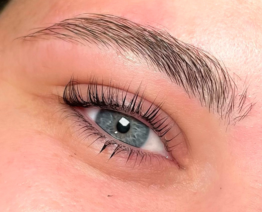 Lash Lift + Tint