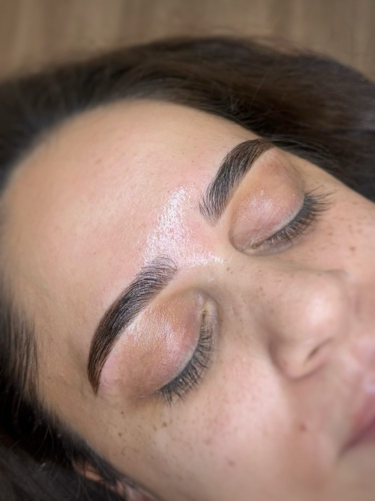 Brow Tint & Wax at Fleeked By Kimberly in Dallas, TX