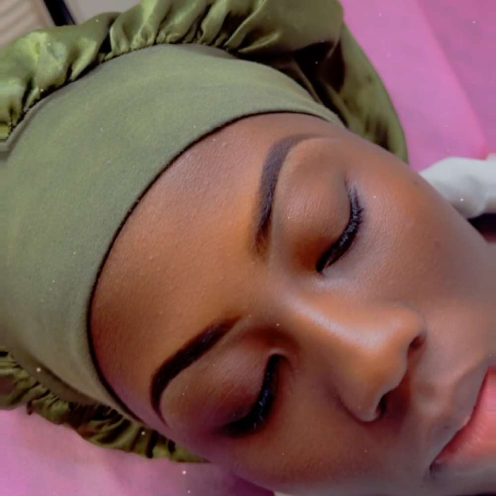 Eyebrow Wax & Tint at Blushing Bloom Beauty Studio in Munster, IN