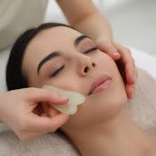 Gua sha facial