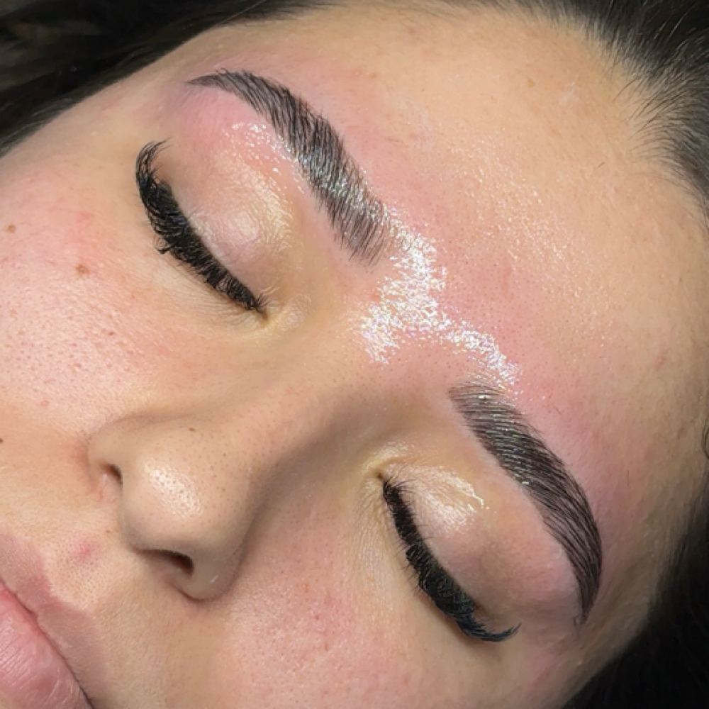 Deluxe Brow Lamination at Hypnotic Beauty in Goodyear, AZ