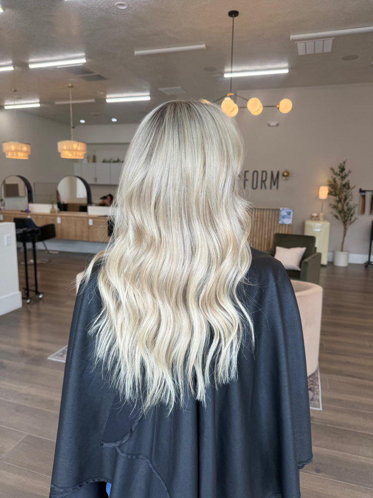 Scalp Treatment + Deep Condtioning